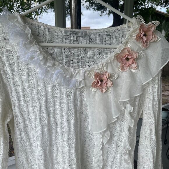 Zba Sz M Y2K white sweater bell sleeve soft girl ballet flower applique pastel - Picture 7 of 10